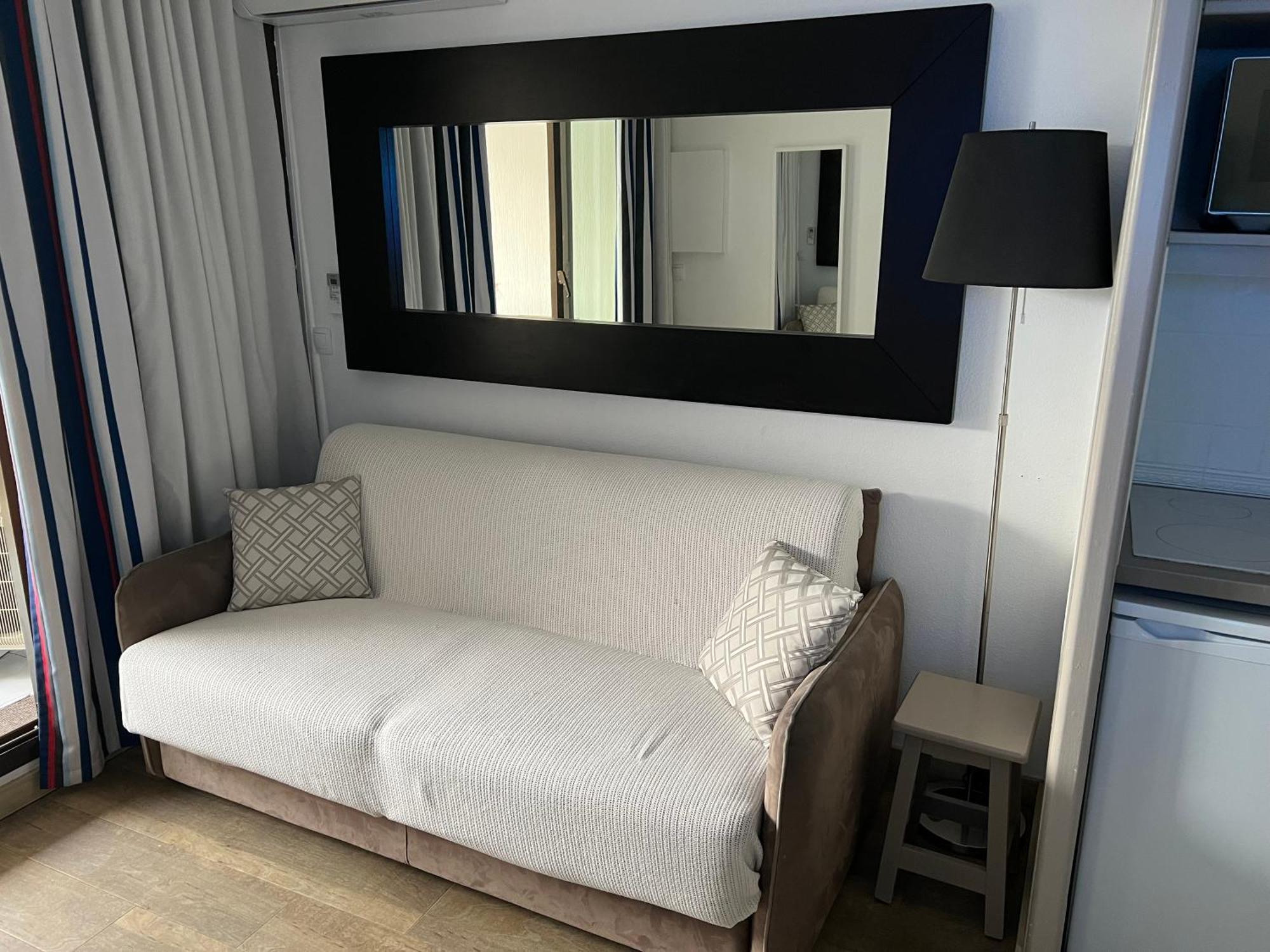 Appartement Bord De Mer Residence L'Ange Gardien Villefranche-sur-Mer Exterior foto