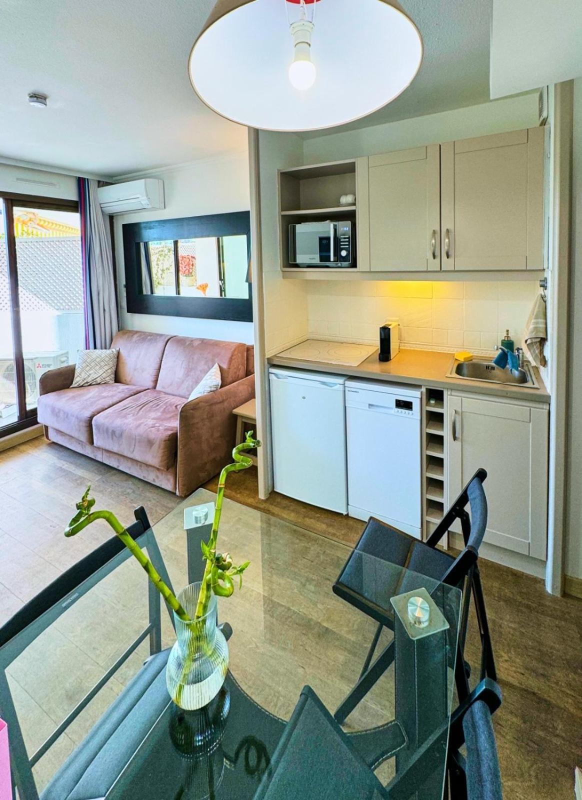 Appartement Bord De Mer Residence L'Ange Gardien Villefranche-sur-Mer Exterior foto